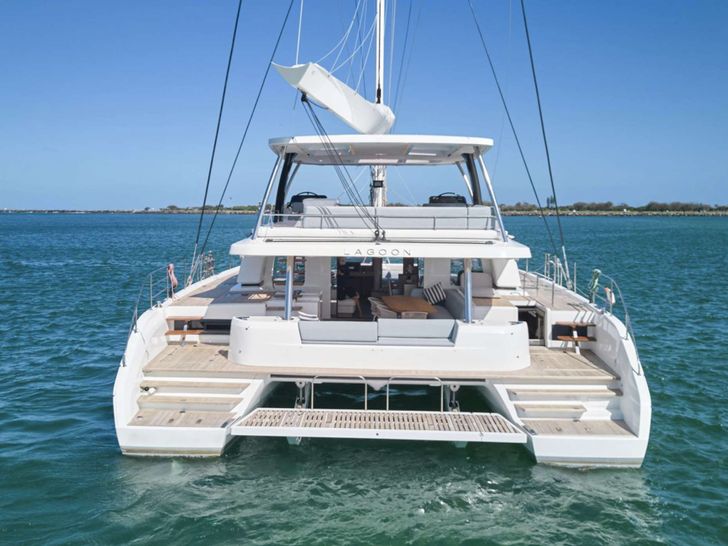 AMAREA Lagoon 65 - aft shot anchored AMAREA Lagoon 65 - aft shot anchored