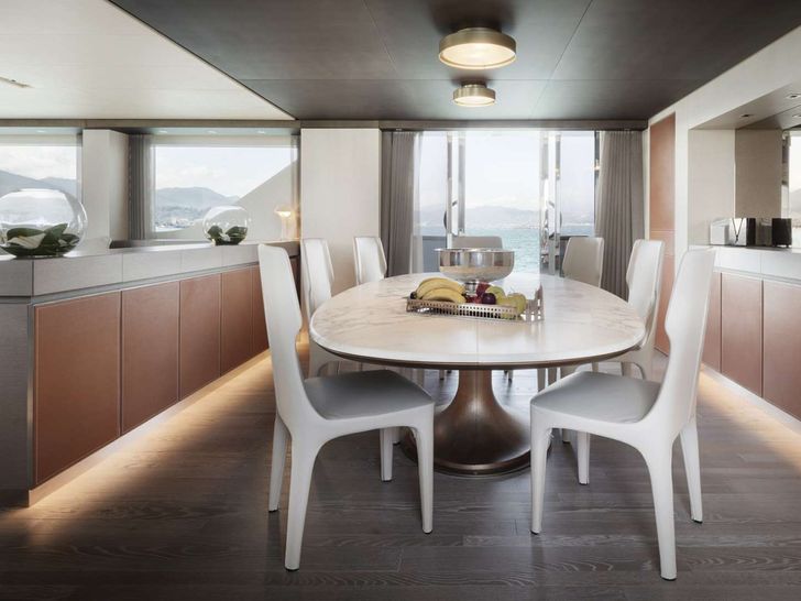 FATSA Sanlorenzo SD126 - main dining area FATSA Sanlorenzo SD126 - main dining area