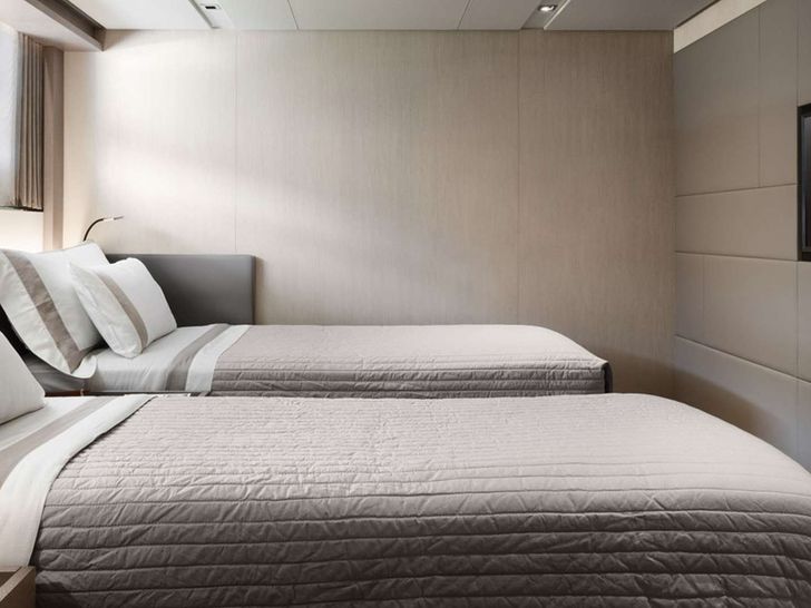 FATSA Sanlorenzo SD126 - twin cabin FATSA Sanlorenzo SD126 - twin cabin