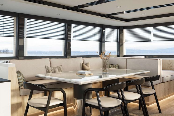 Charter Yacht STAR ISLAND - VisionF 65 - 4 Cabins - Nassau - Exumas - Bahamas