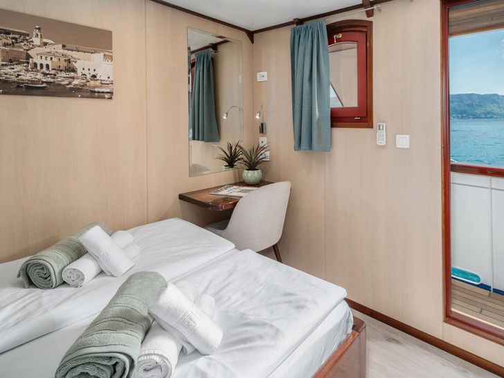 CARPE DIEM Custom Aluminum Cutter 118 - twin cabin CARPE DIEM Custom Aluminum Cutter 118 - twin cabin