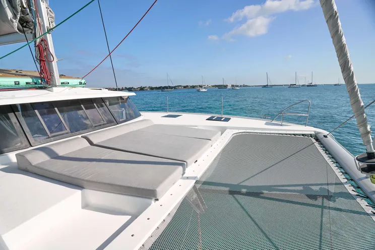 Charter Yacht STELLA GAZER - Fountaine Pajot Saona 47 - 4 cabins - Nassau - Exumas - Norman's Cay - Bahamas
