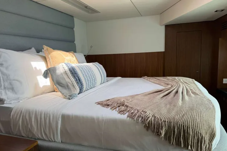 Charter Yacht SOLAIRE - Two Oceans 555 - 4 Cabins - 8 Guests - Tortola - Anegada - BVI - Nassau - Bahamas