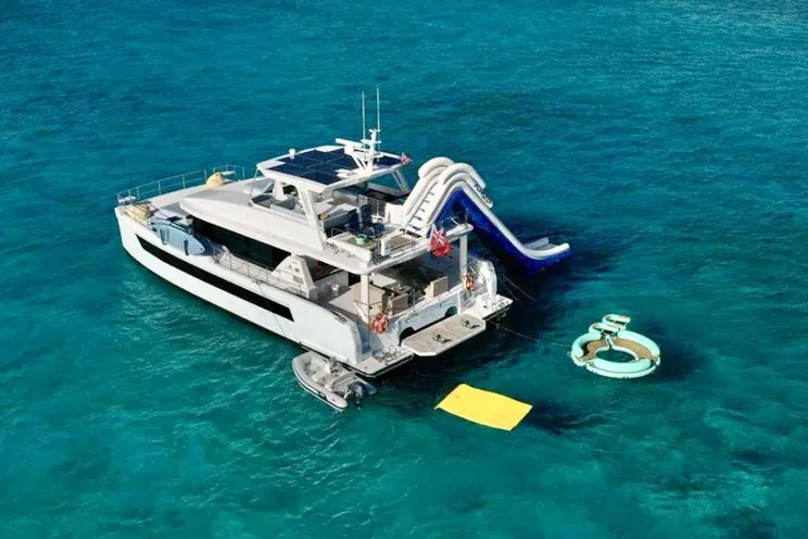 Charter Yacht SOLAIRE - Two Oceans 555 - 4 Cabins - 8 Guests - Tortola - Anegada - BVI - Nassau - Bahamas