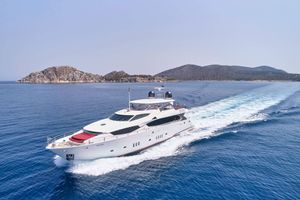 WHITE PEARL I - Sunseeker 34m - 4 Cabins - Athens - Mykonos - Paros - Cyclades - Greece WHITE PEARL I - Sunseeker 34m - 4 Cabins - Athens - Mykonos - Paros - Cyclades - Greece