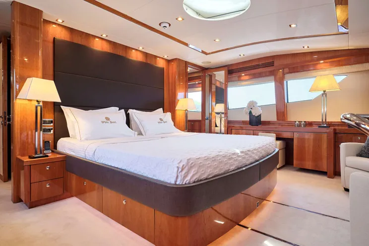Charter Yacht WHITE PEARL I - Sunseeker 34m - 4 Cabins - Athens - Mykonos - Paros - Cyclades - Greece