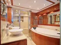 WHITE PEARL I Sunseeker 34m - master cabin bathroom WHITE PEARL I Sunseeker 34m - master cabin bathroom