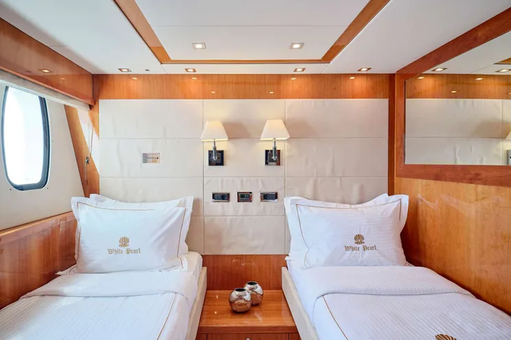 Charter Yacht WHITE PEARL I - Sunseeker 34m - 4 Cabins - Athens - Mykonos - Paros - Cyclades - Greece