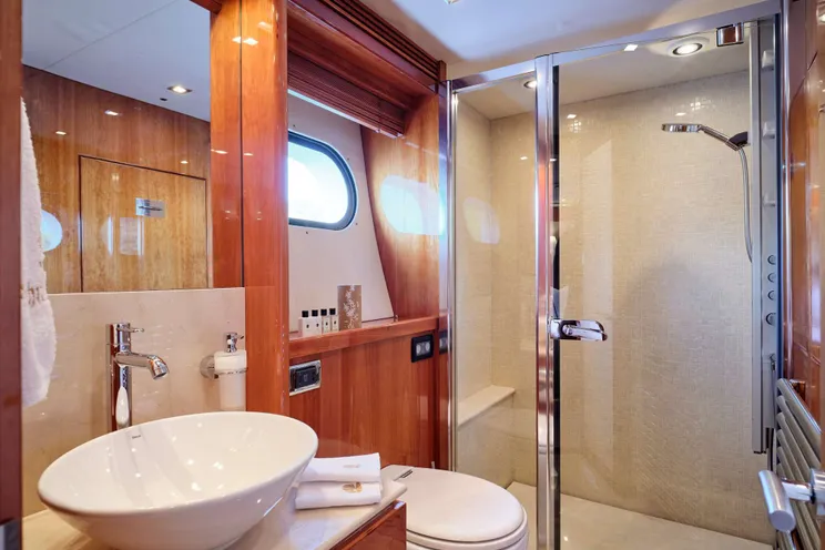 Charter Yacht WHITE PEARL I - Sunseeker 34m - 4 Cabins - Athens - Mykonos - Paros - Cyclades - Greece