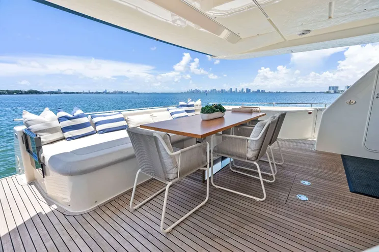 Charter Yacht THE BRASS RING - Ferretti 850 - 4 Cabins - Nassau - Exumas - Bahamas