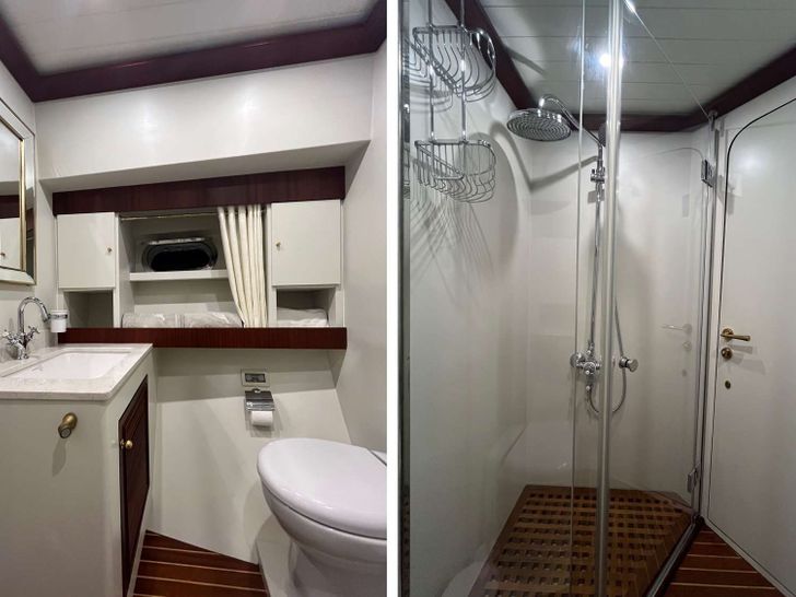 Triple Cabin Bathroom Triple Cabin Bathroom