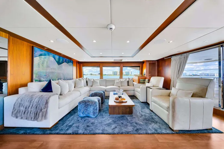 Charter Yacht NATURAL 9 - Sunseeker 37m - 5 Cabins - Nassau - Exumas - Bahamas