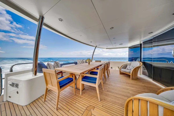 Charter Yacht NATURAL 9 - Sunseeker 37m - 5 Cabins - Nassau - Exumas - Bahamas