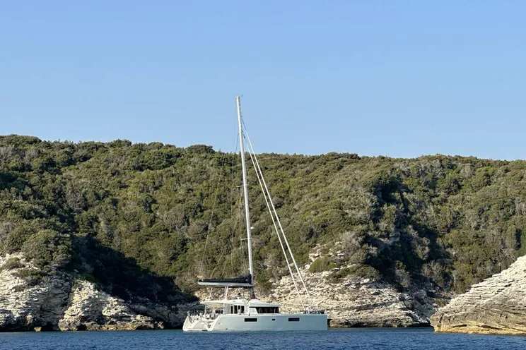 Charter Yacht LARGO WINCH - Lagoon 52F - 4 Cabins - Mykonos - Athens - Paros - Cyclades - Greece