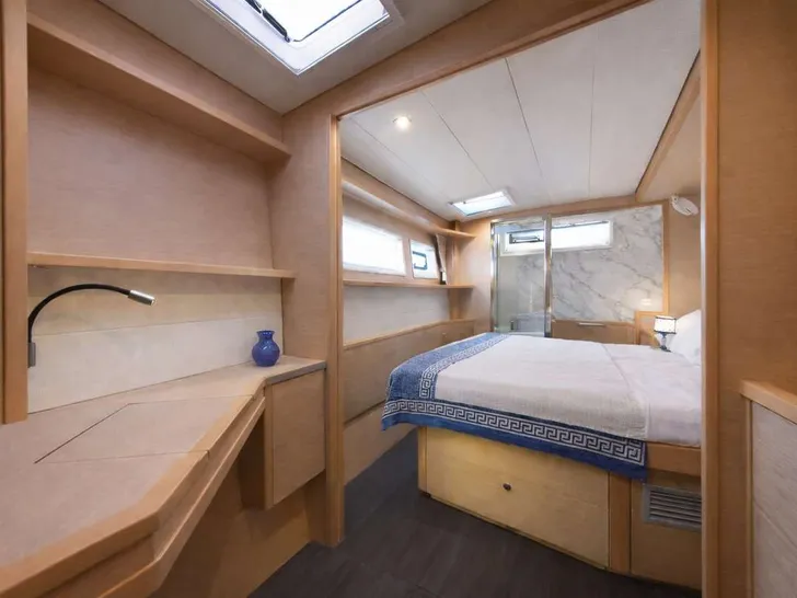 LARGO WINCH Lagoon 52F - cabin 3 LARGO WINCH Lagoon 52F - cabin 3