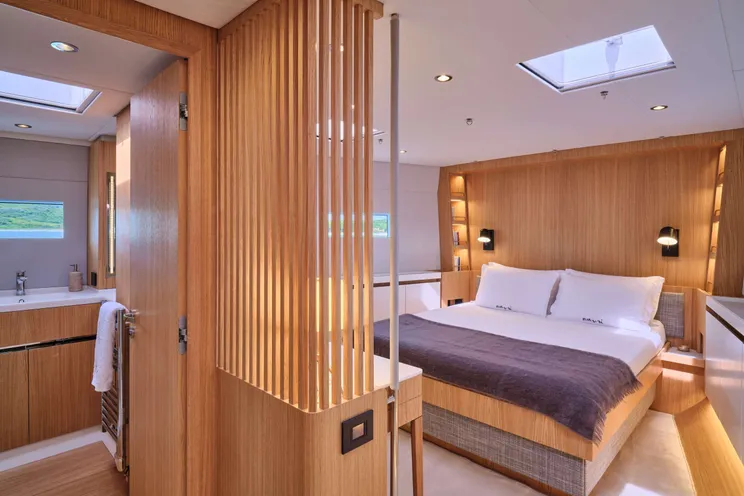 Charter Yacht AMURI - Solaris 24m - 3 Cabins - Tortola - Anegada - Virgin Gorda - BVI - Caribbean - Olbia - Sardinia