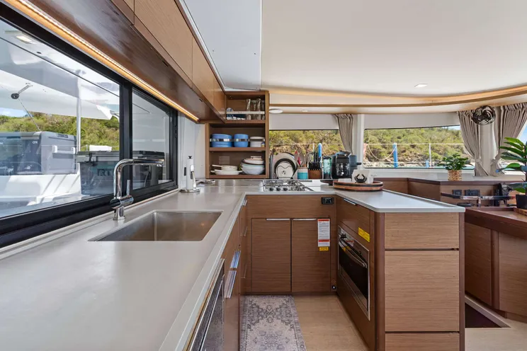 Charter Yacht OCEANS 8 - Lagoon 46 - 3 Cabins - St Thomas - St John - St Croix - USVI - Caribbean Virgin Islands