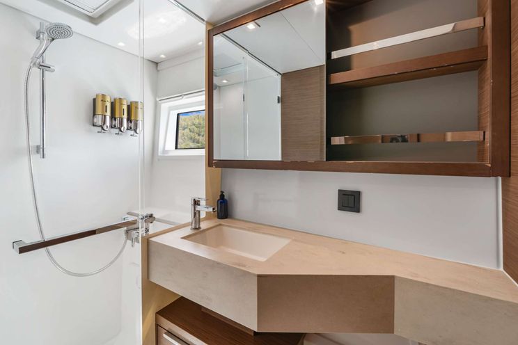 Charter Yacht OCEANS 8 - Lagoon 46 - 3 Cabins - St Thomas - St John - St Croix - USVI - Caribbean Virgin Islands