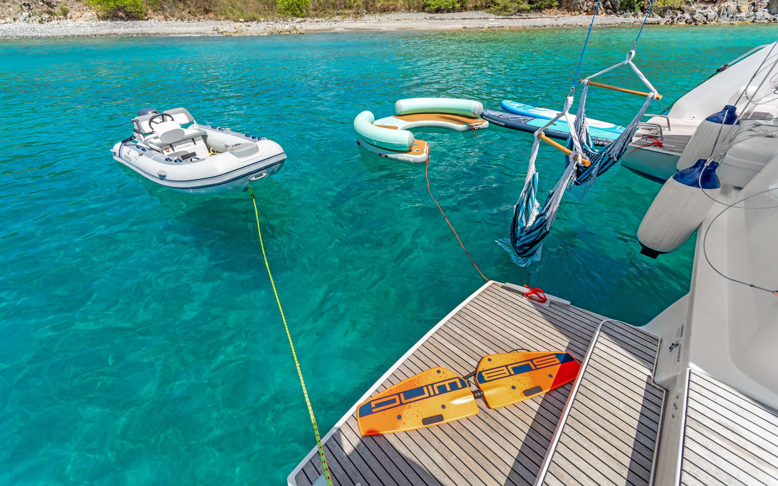 OCEANS 8 Lagoon 46 - swim platform