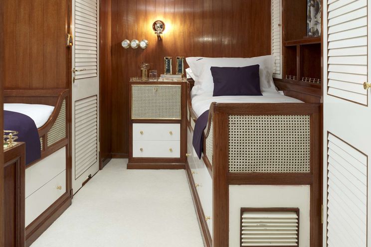 Charter Yacht NORTHWIND II - Camper&Nicholson 45m - 5 Cabins - Athens - Mykonos - Paros - Cyclades - Greece