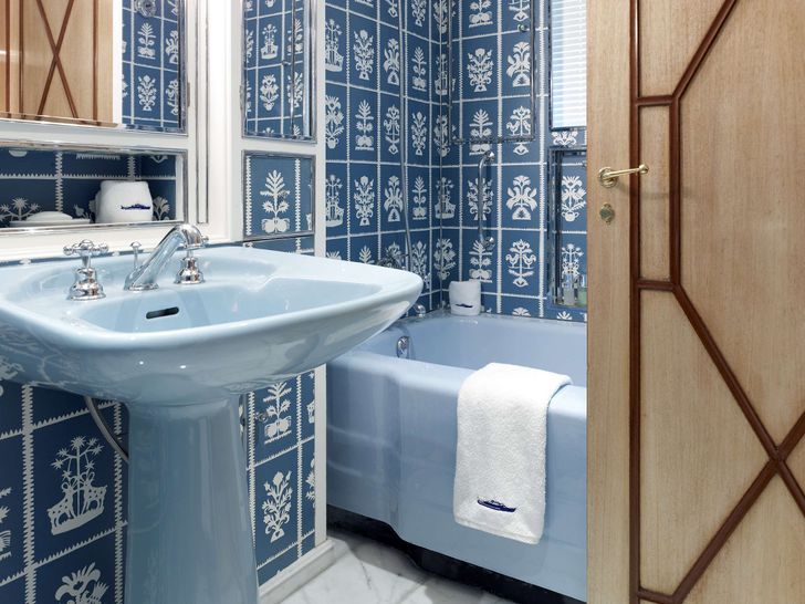 NORTHWIND II Camper&Nicholson 45m - VIP cabin bathroom NORTHWIND II Camper&Nicholson 45m - VIP cabin bathroom