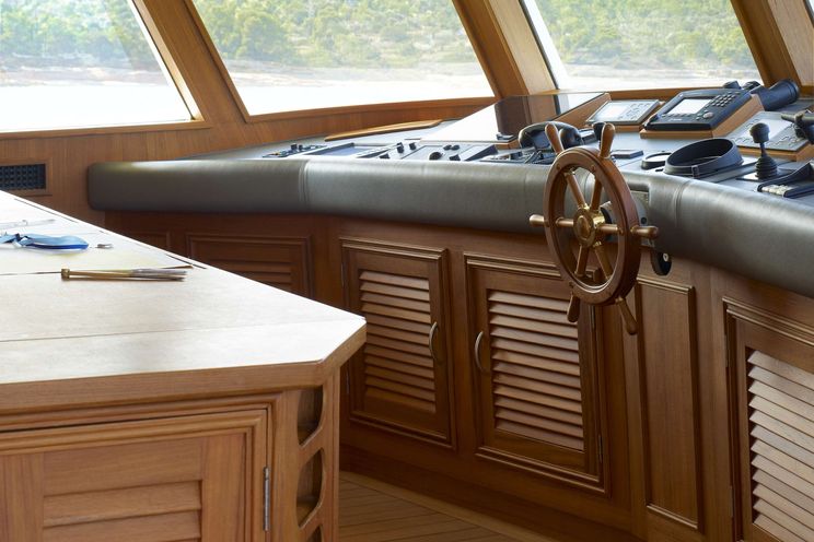 Charter Yacht NORTHWIND II - Camper&Nicholson 45m - 5 Cabins - Athens - Mykonos - Paros - Cyclades - Greece