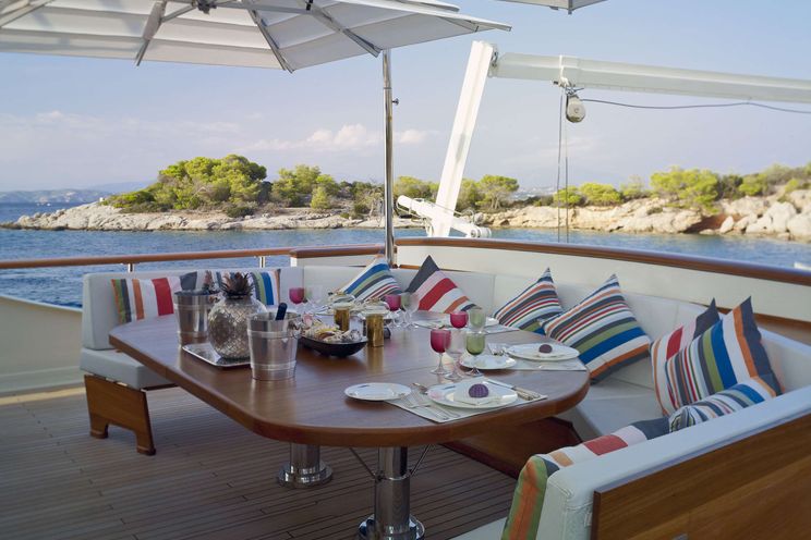 Charter Yacht NORTHWIND II - Camper&Nicholson 45m - 5 Cabins - Athens - Mykonos - Paros - Cyclades - Greece