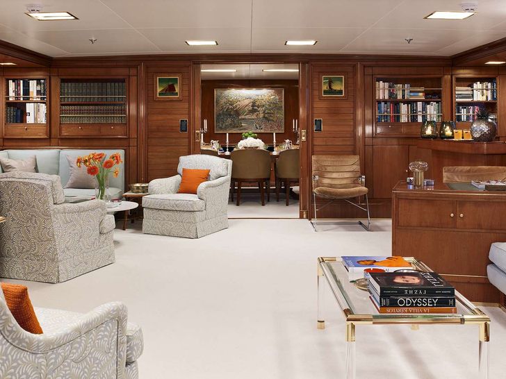 NORTHWIND II Camper&Nicholson 45m - main saloon NORTHWIND II Camper&Nicholson 45m - main saloon