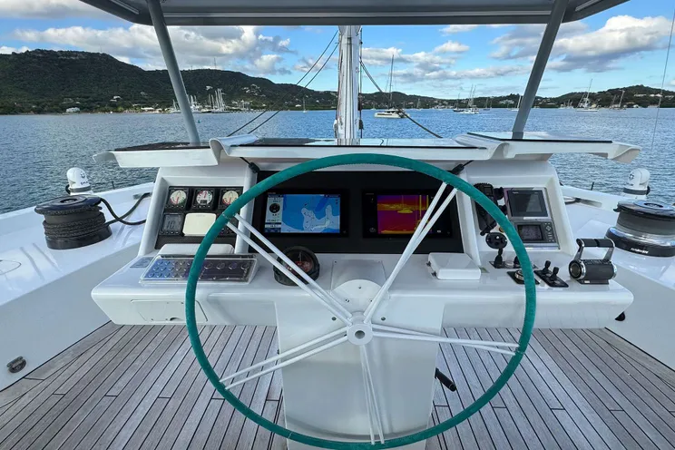 Charter Yacht CHE - Sunreef 114 - 3 Cabins - Sunreef 114 - 3 Cabins - Moorea - Tahiti - Raiatea - French Polynesia