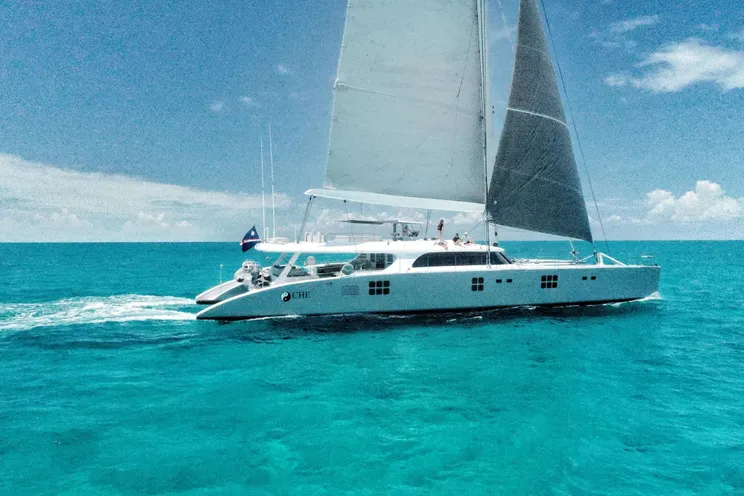 Charter Yacht CHE - Sunreef 114 - 3 Cabins - Sunreef 114 - 3 Cabins - Moorea - Tahiti - Raiatea - French Polynesia