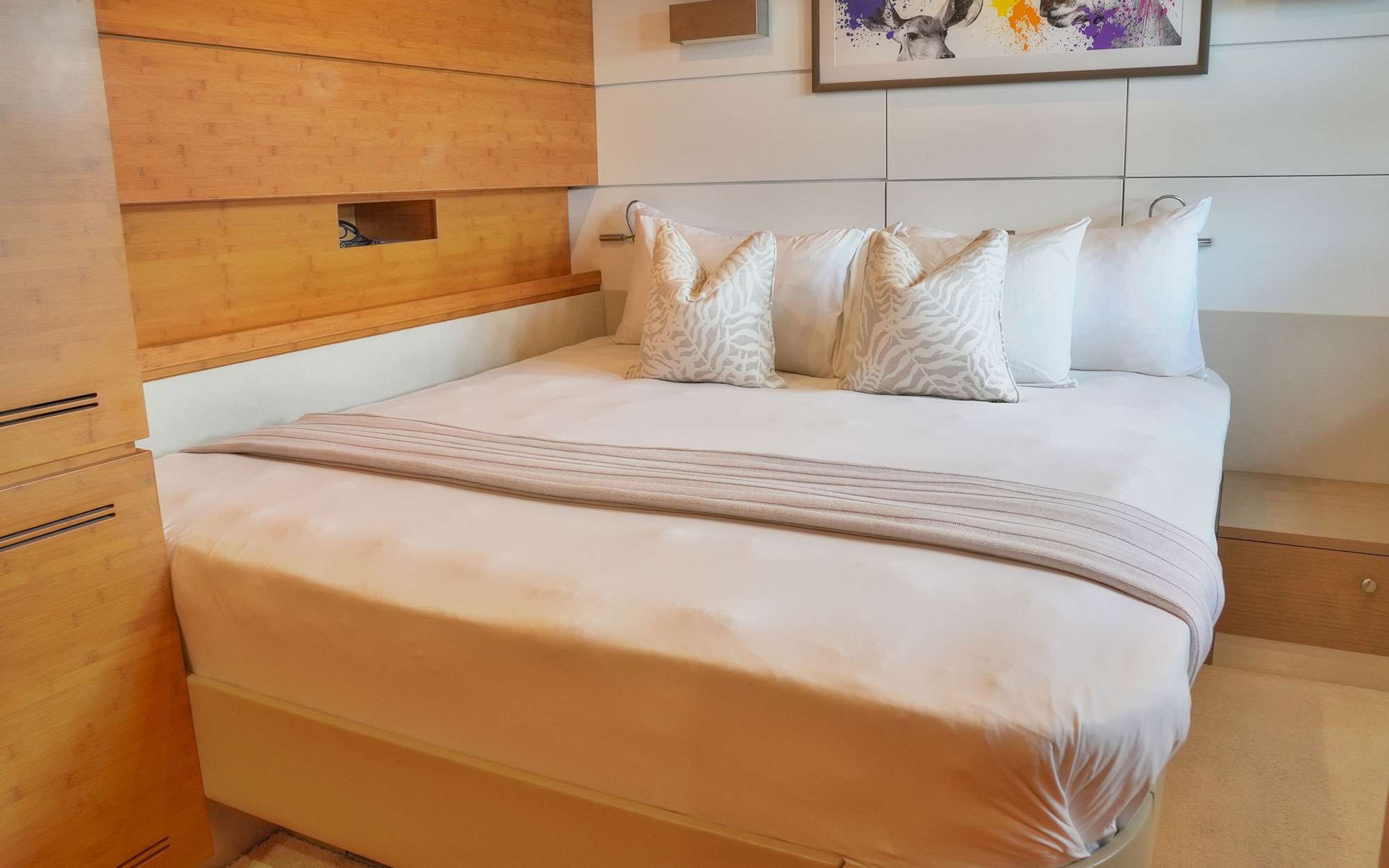 CHE Sunreef 114 - VIP cabin 2