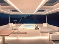 REVA NUI Lagoon Seventy 7 - flybridge jacuzzi REVA NUI Lagoon Seventy 7 - flybridge jacuzzi