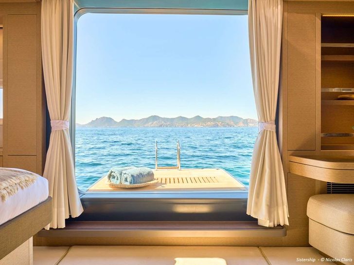 REVA NUI Lagoon Seventy 7 - master cabin retractable balcony REVA NUI Lagoon Seventy 7 - master cabin retractable balcony