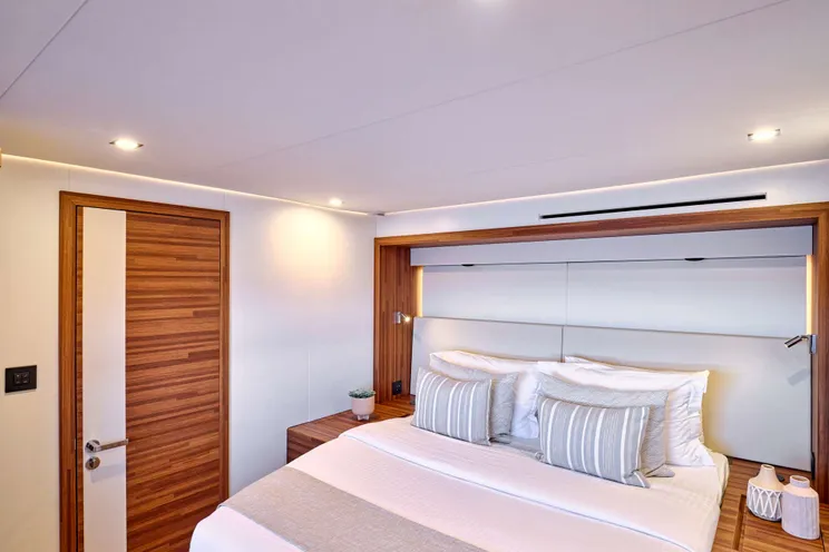 Charter Yacht MAGIC MOMENTS 3 - Fountaine Pajot Thira 80 - 5 Cabins - Nassau - Exumas - Bahamas