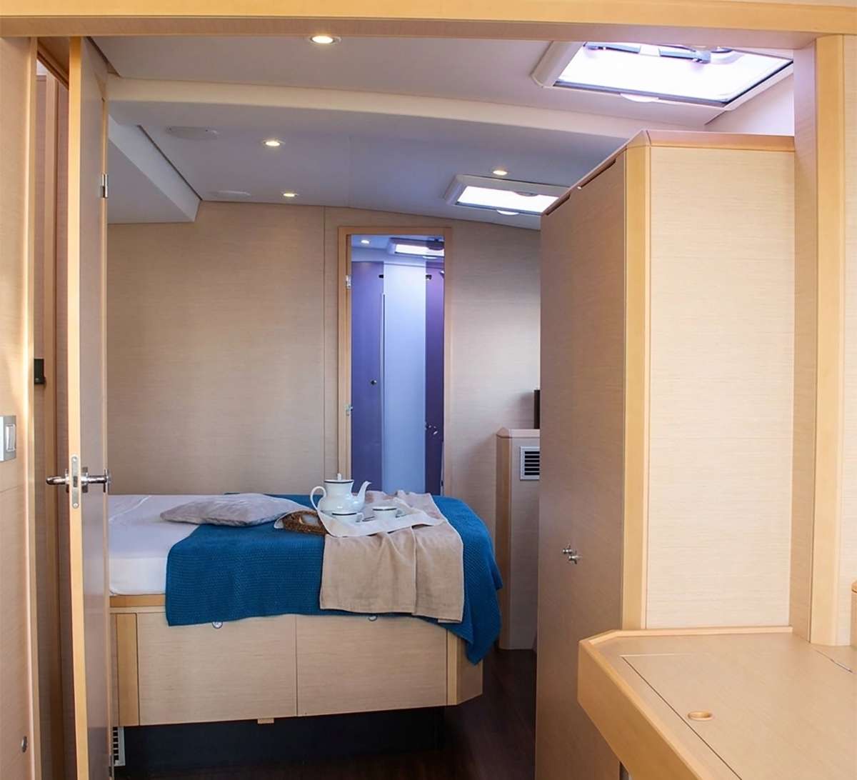 Charter Yacht SHIDA - Lagoon 620 - 3 Cabins - Fiumicino - Rome - Naples - Capri - Positano - The Amalfi Coast - Italy