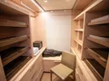 ODYSSEY Lagoon Seventy 7 - walk-in closet ODYSSEY Lagoon Seventy 7 - walk-in closet