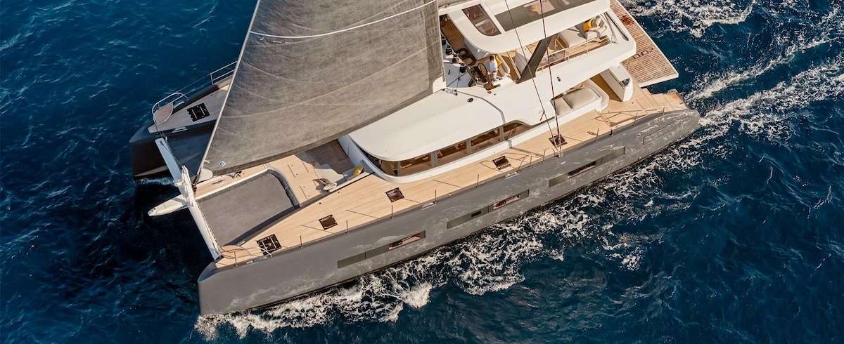 ODYSSEY Lagoon Seventy 7 - aerial shot cruising