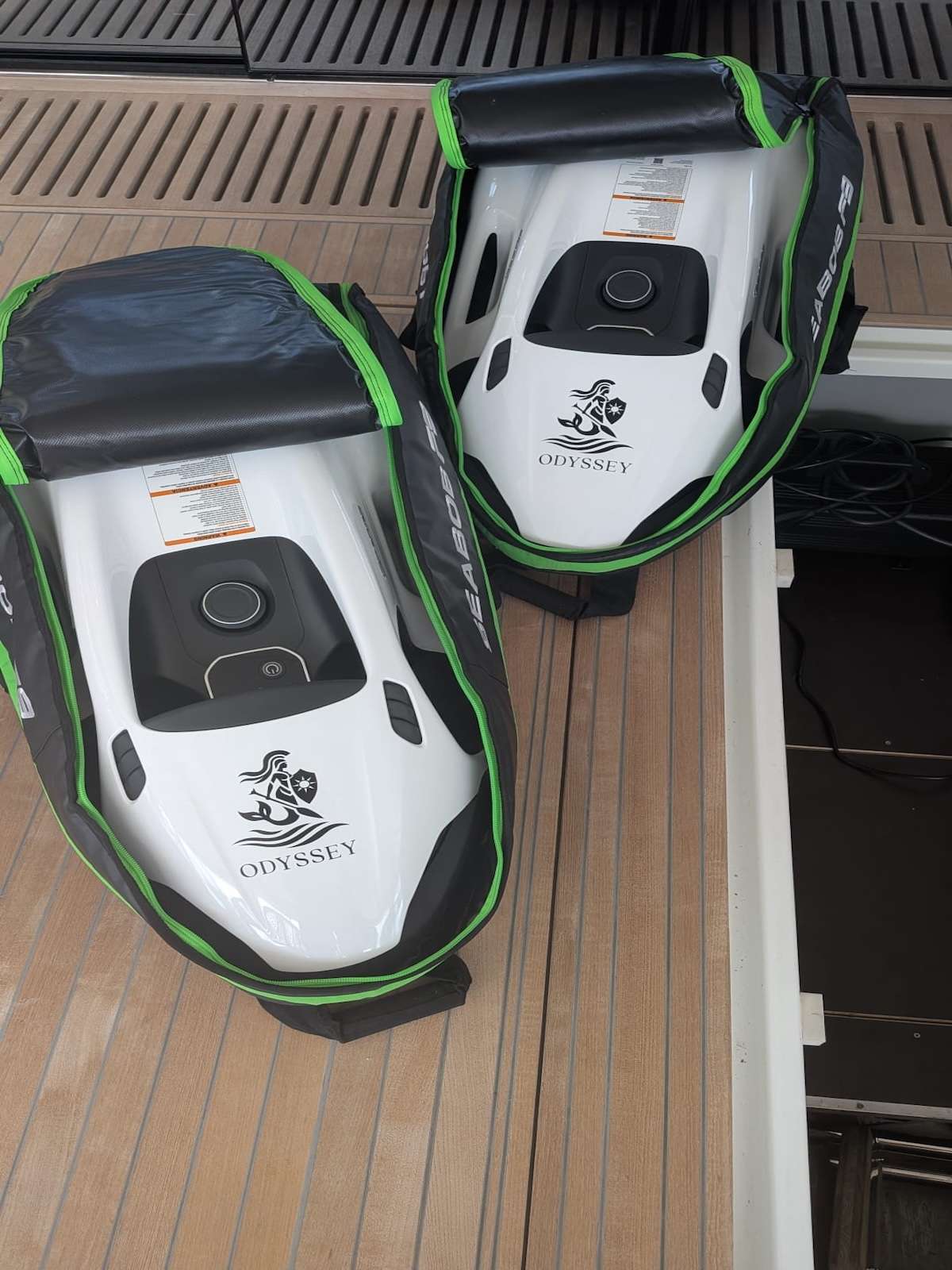 ODYSSEY Lagoon Seventy 7 - seabobs