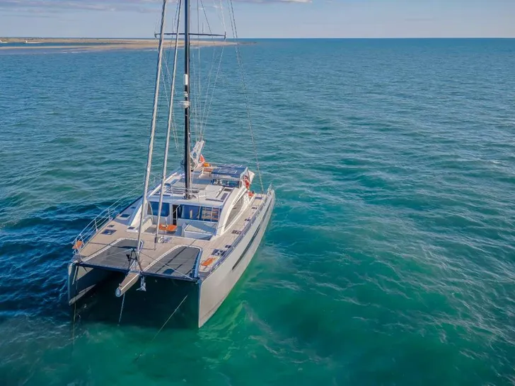 MYMLAN II Privilege Signature 580 - anchored aerial shot MYMLAN II Privilege Signature 580 - anchored aerial shot