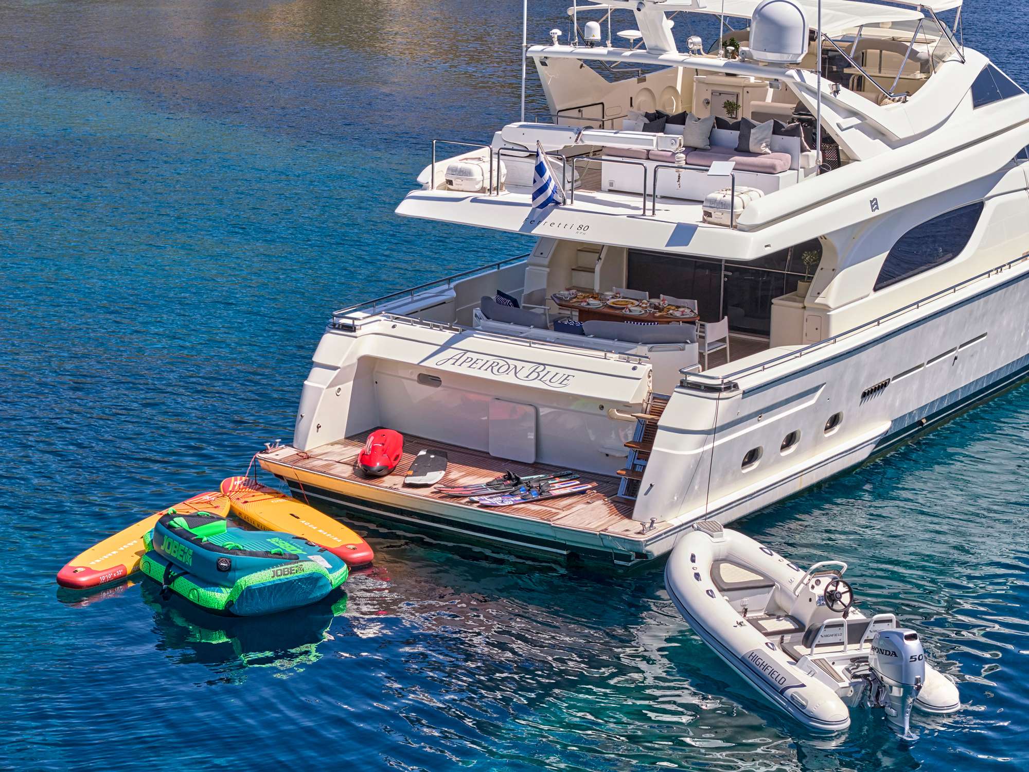 Charter Yacht APEIRON BLUE - Ferretti 23m - 4 Cabins - Lavrion - Athens - Mykonos - Paros - Cyclades - Greece