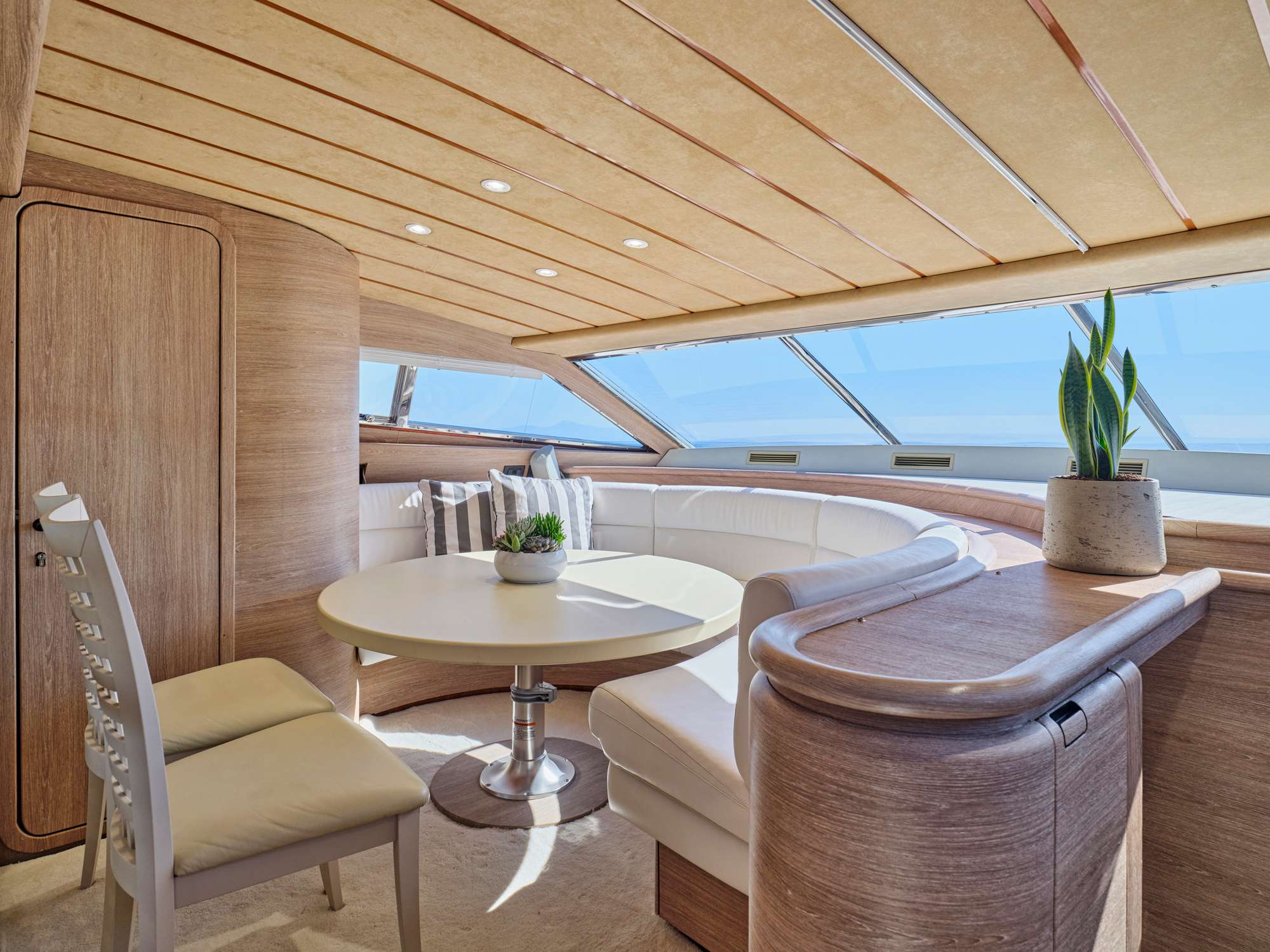 Charter Yacht APEIRON BLUE - Ferretti 23m - 4 Cabins - Lavrion - Athens - Mykonos - Paros - Cyclades - Greece