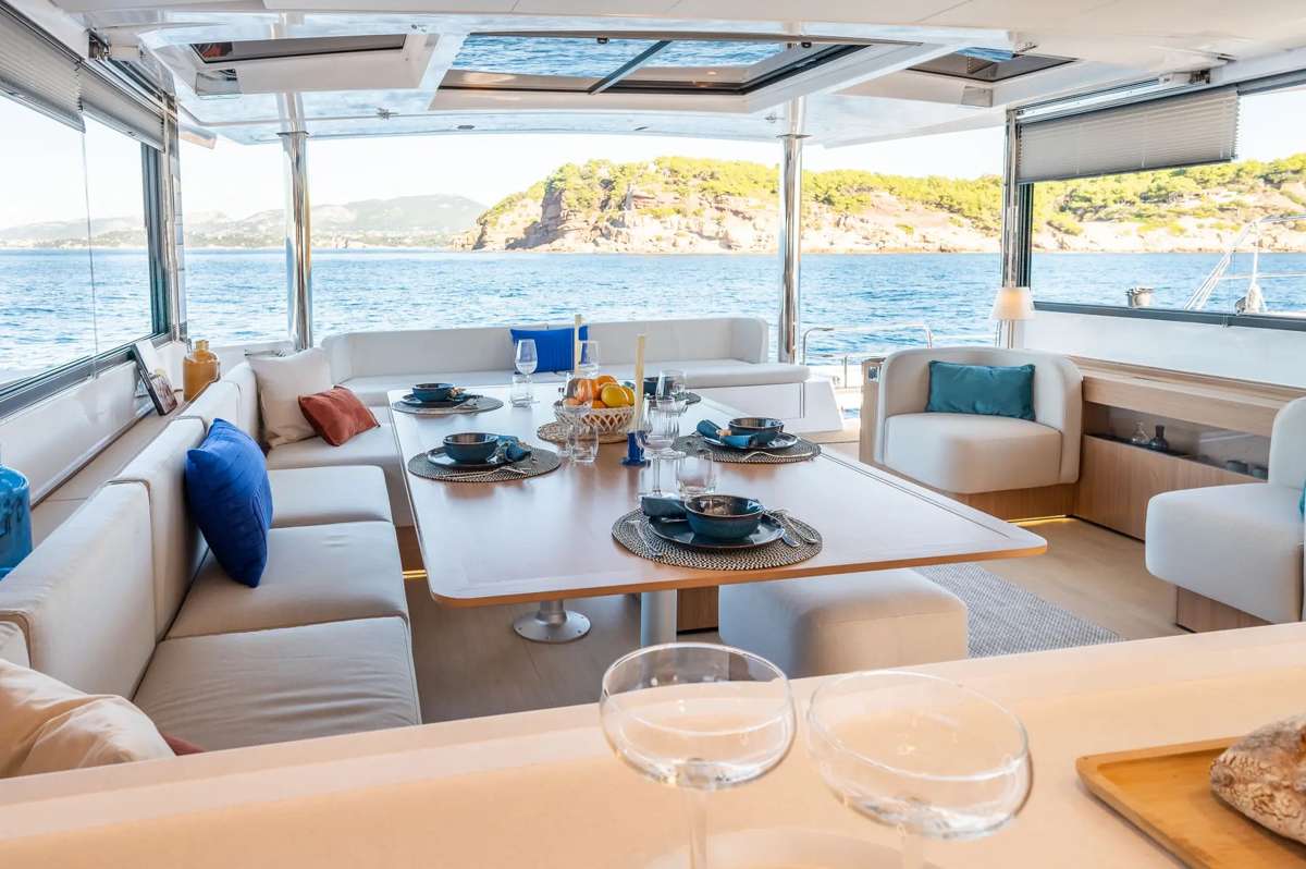 Charter Yacht JUMEAUX - Bali 5.8 - 5 Cabins - St Thomas - St John - St Croix - USVI - Caribbean