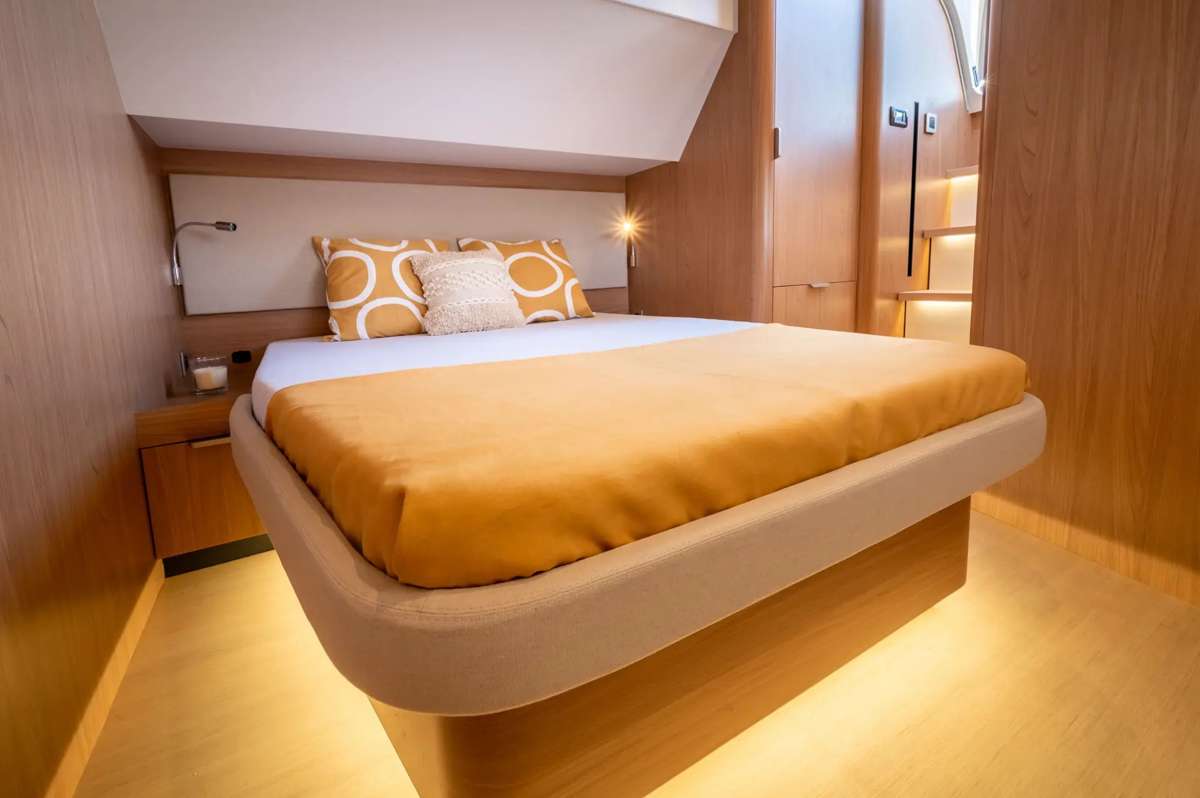 Charter Yacht JUMEAUX - Bali 5.8 - 5 Cabins - St Thomas - St John - St Croix - USVI - Caribbean