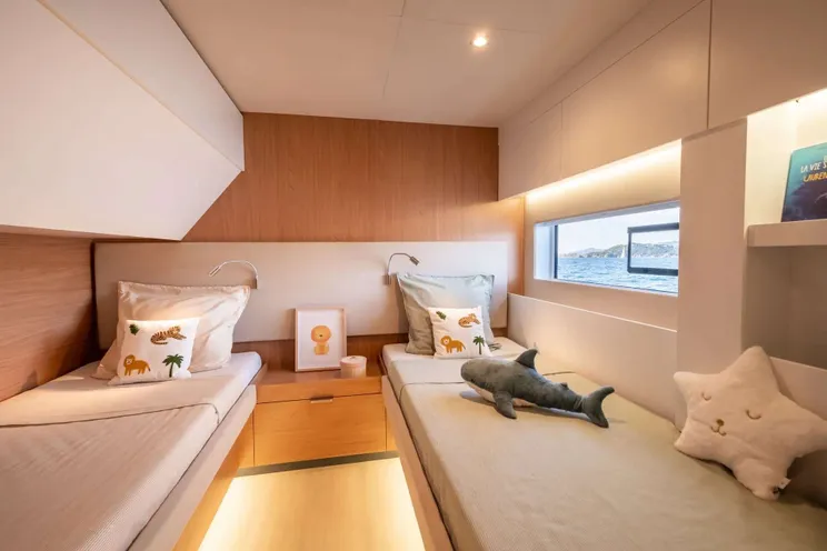 Charter Yacht JUMEAUX - Bali 5.8 - 5 Cabins - St Thomas - St John - St Croix - USVI - Caribbean