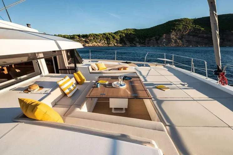 Charter Yacht JUMEAUX - Bali 5.8 - 5 Cabins - St Thomas - St John - St Croix - USVI - Caribbean