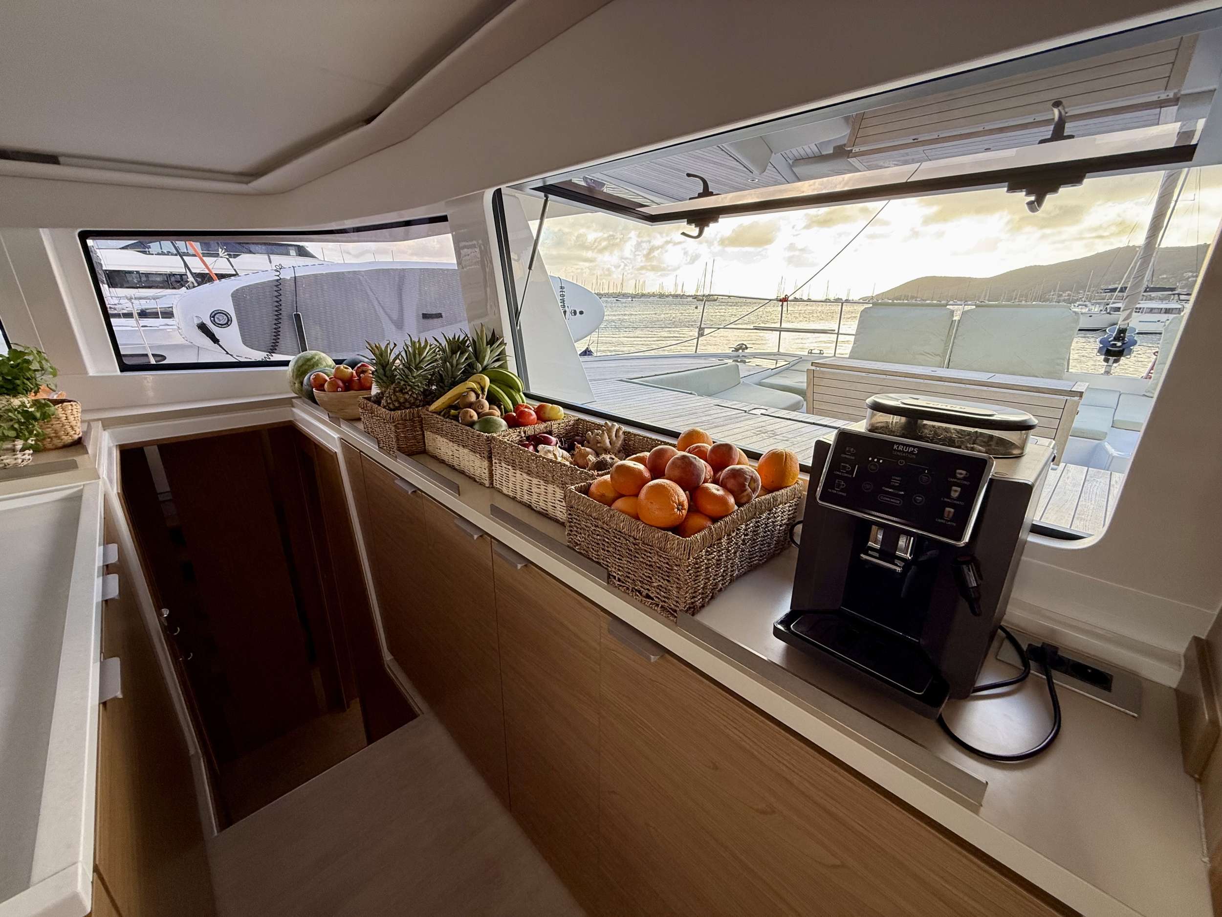Charter Yacht MASTERMIND II - Bali 5.4 - 5 Cabins - St Martin - St Barths - Leewards - Caribbean
