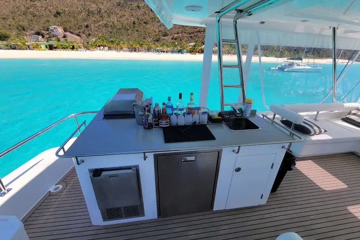 Charter Yacht SHIPS&GIGGLES - Leopard 58 - 5 Cabins - Virgin Gorda - Tortola - Anegada - BVI - Caribbean