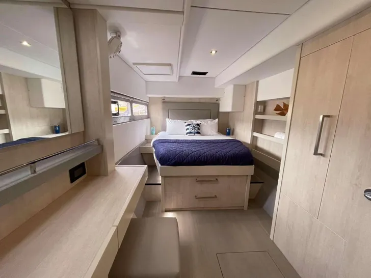 SHIPS&GIGGLES Leopard 58 - master cabin SHIPS&GIGGLES Leopard 58 - master cabin