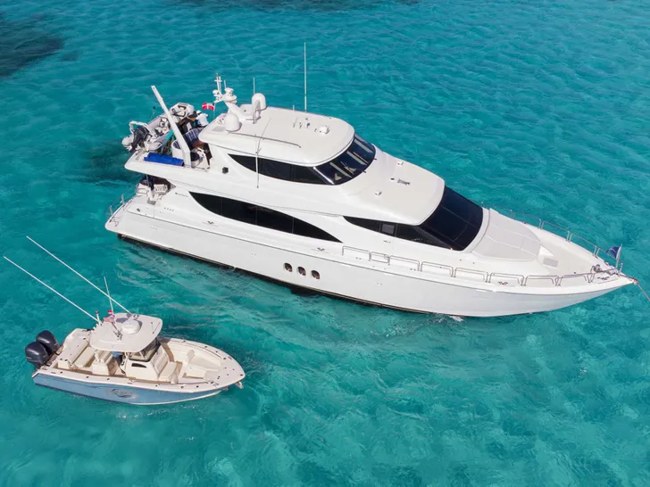 GAIL FORCE II Hatteras 80 - aerial shot anchored GAIL FORCE II Hatteras 80 - aerial shot anchored