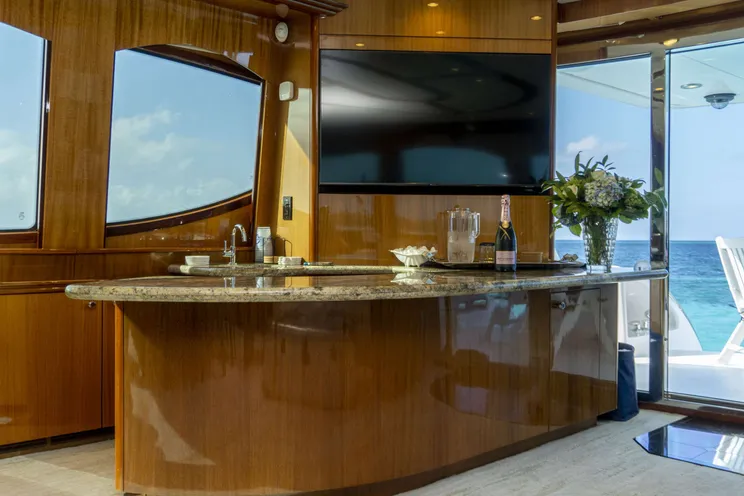 Charter Yacht GAIL FORCE II - Hatteras 80 - 4 Cabins - Nassau - Exumas - Bahamas